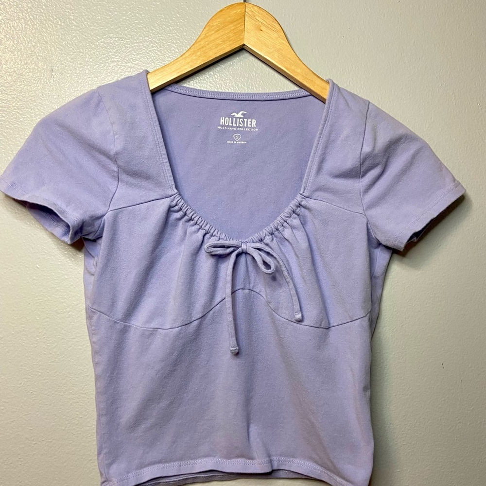 Hollister Women's‎ Lavender Blouse with Tie